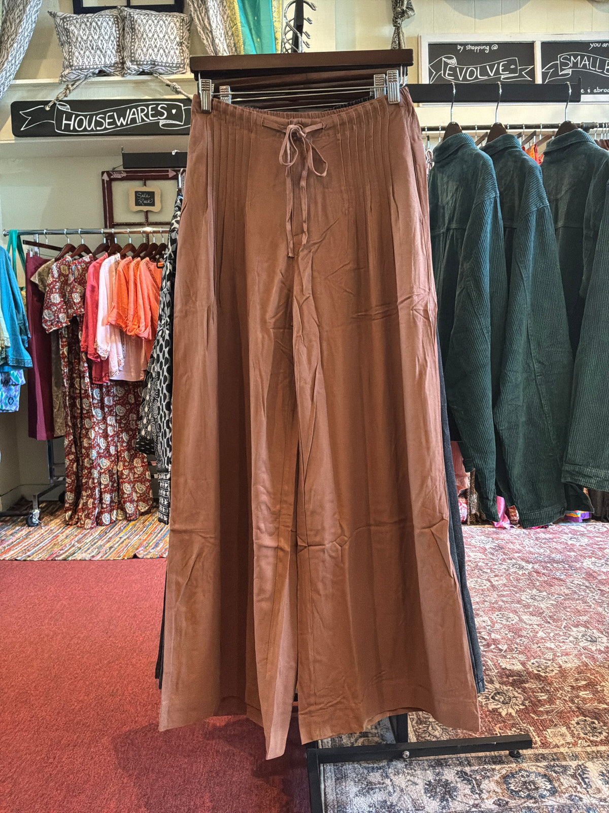 Pleated Wide Leg Pants