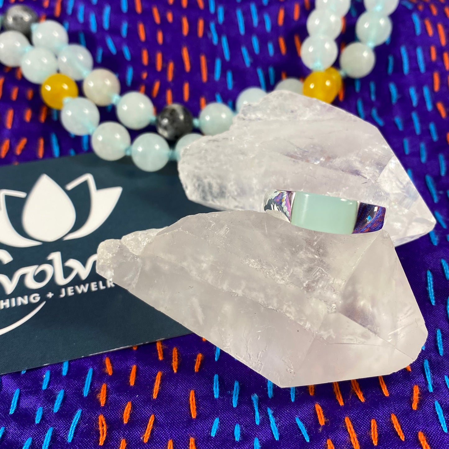 Seamless Rectangle Gemstone & Silver Ring